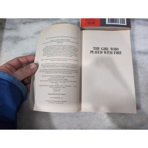 Stieg Larsson's Millennium Paperback Bundle: The Girl With The Dragon‎ Tattoo - Picture 8 of 12